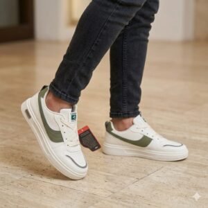 We present these premium white sneakers to take your everyday fashion to the next level. The subtle olive-green detailing against the pristine white background sets them apart, making them truly unique and eye-catching amidst a crowd of ordinary sneakers.